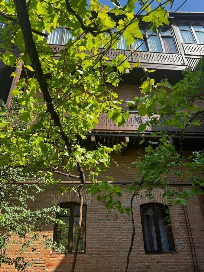 Chikhi Leilighet Tbilisi Eksteriør bilde